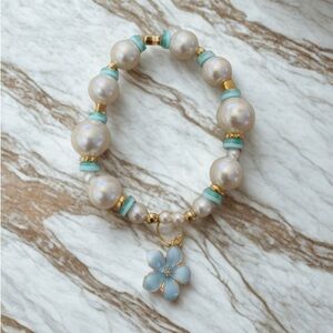Charming Pearl and Turquoise Bracelet with Flower Pendant